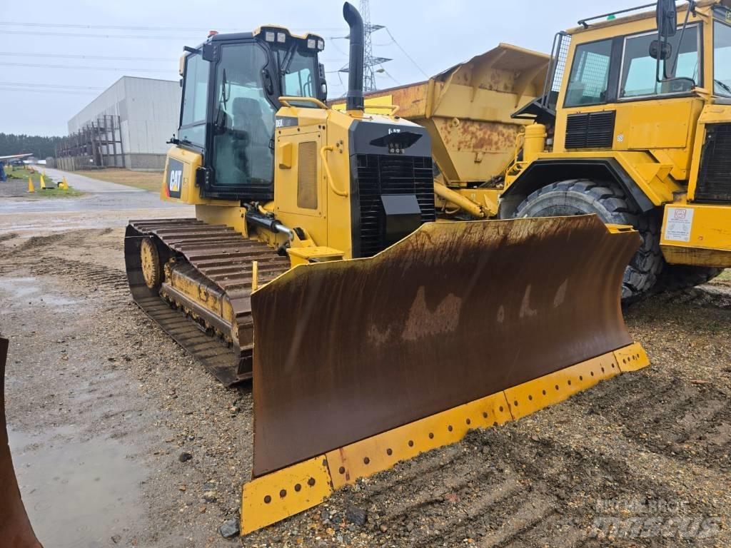 CAT D 6 K 2 LGP Buldožeri gusjeničari