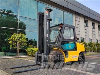 Komatsu FG40T-7 Plinski viličari