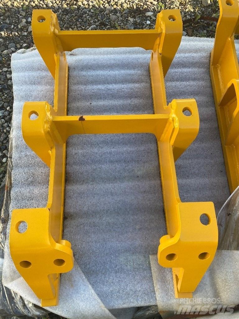Komatsu D65PX Buldožeri gusjeničari