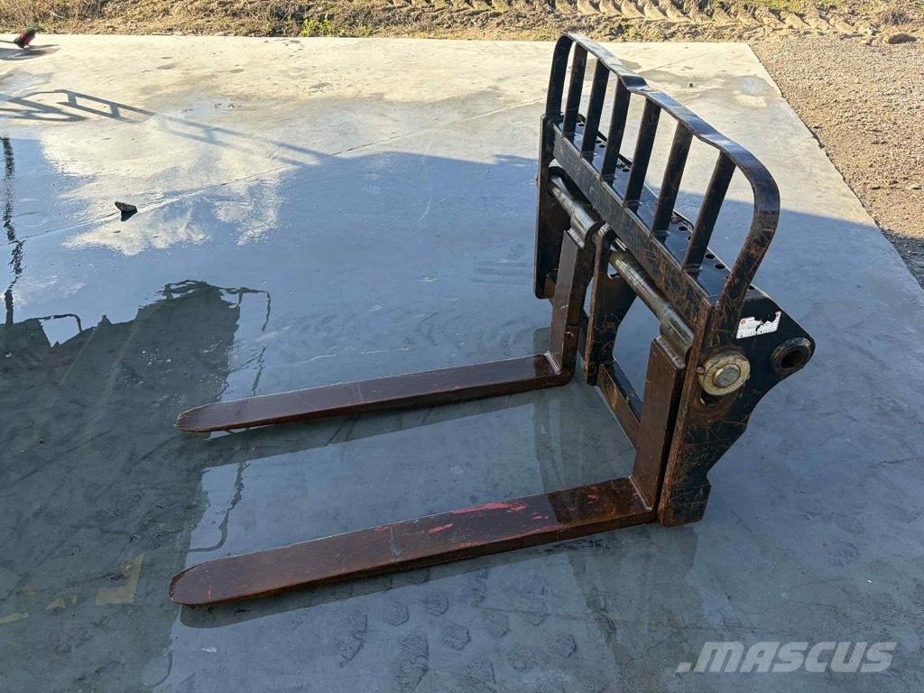 Manitou Pallegafler Teleskopski viličari
