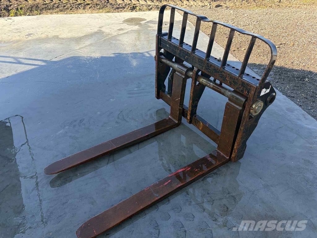 Manitou Pallegafler Teleskopski viličari
