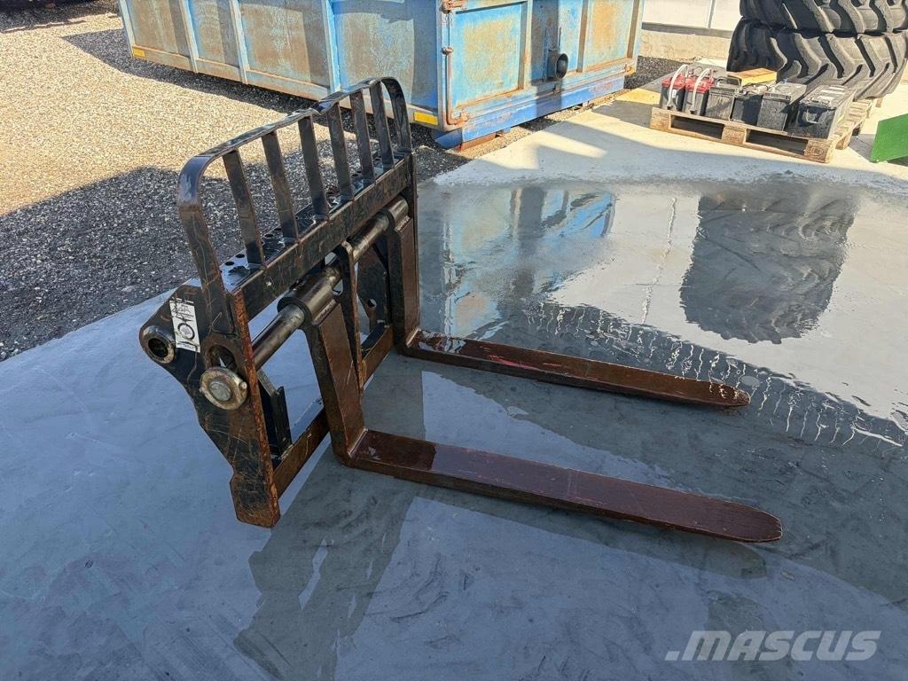 Manitou Pallegafler Teleskopski viličari