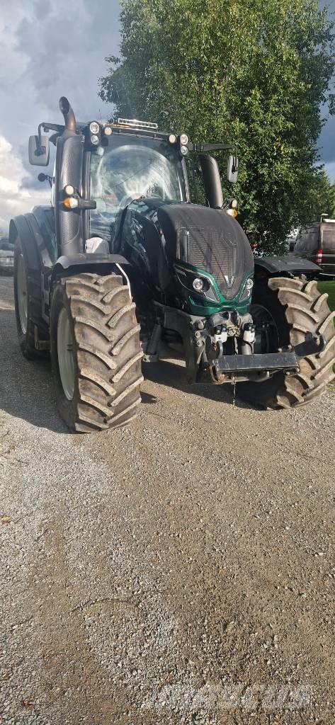 Valtra T194 versu Traktori