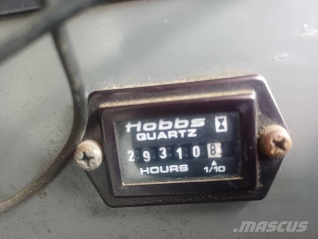 Kobelco CKE 2500 Kranovi sa gusjenicama