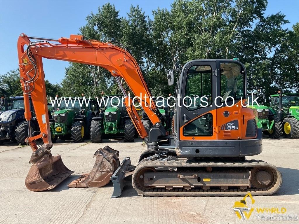 Doosan DX 85 R-3 Midi bageri 7t – 12t