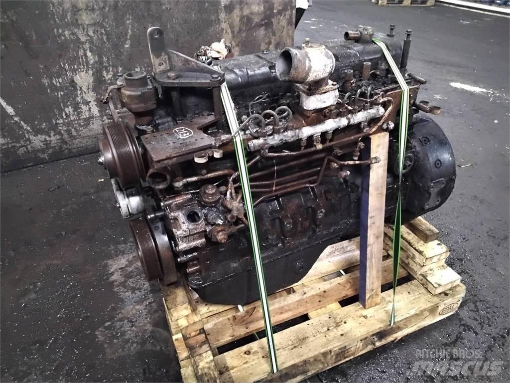 Sisu Komatsu 895 Motori
