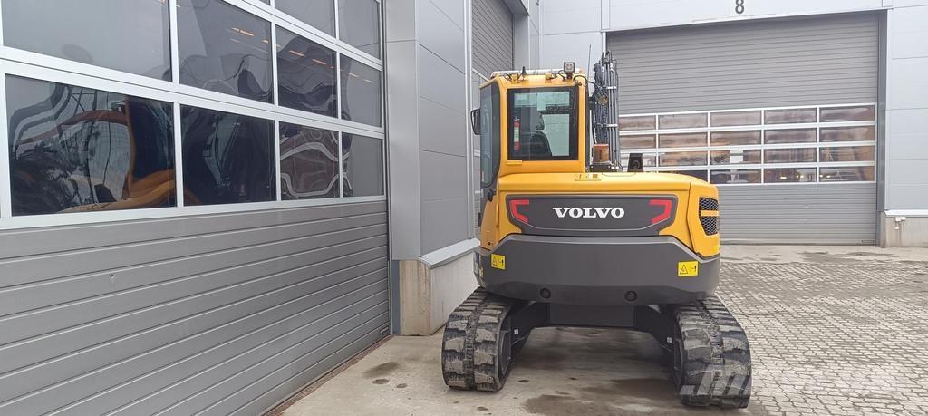 Volvo ECR88D Midi bageri 7t – 12t