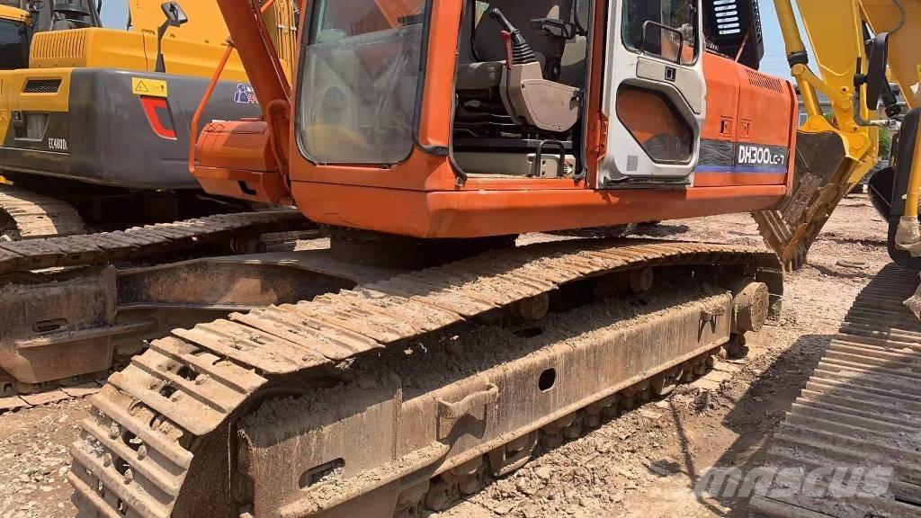 Doosan DH 300 LC-7 Bageri gusjeničari