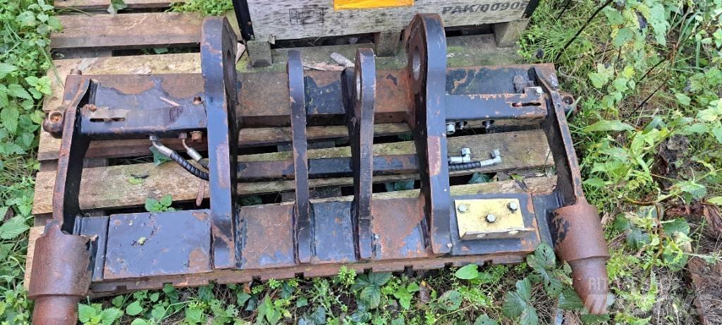 JCB TM320 PIN CONE Ostala oprema za utovarivanje i kopanje
