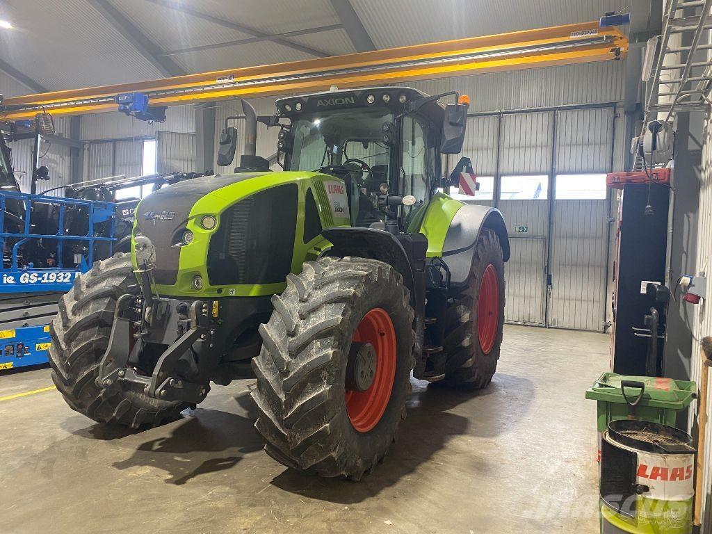 CLAAS Axion 930 Traktori