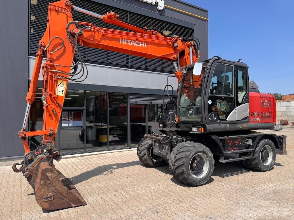 Hitachi 140W Bageri na kotačima