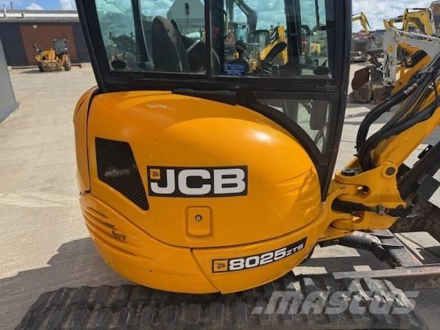 JCB 8025 ZTS Mini bageri <7t