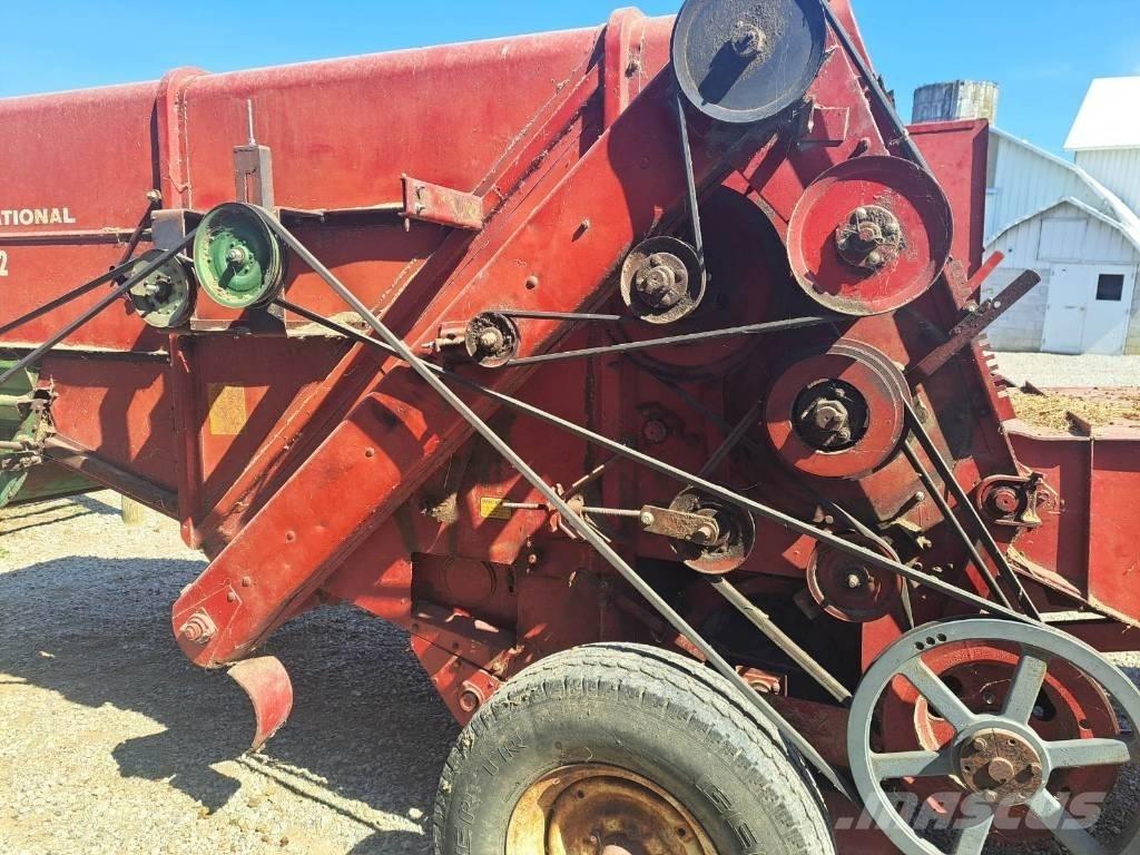 International 82 Glave hederi za kombajne