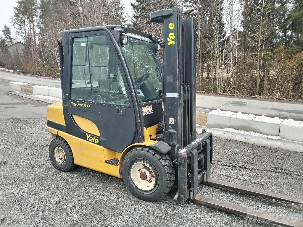 Yale GDP30VX E2345 Dizelski viličari