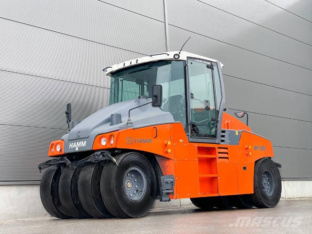 Hamm HP 180I Gumeni valjci na kotačima