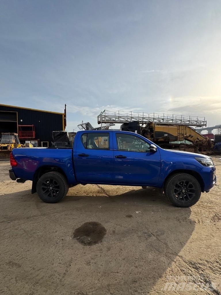 Toyota Hilux Active Kiperi