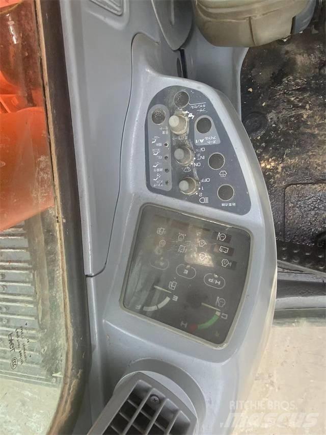 Hitachi EX 120-6 Bageri gusjeničari