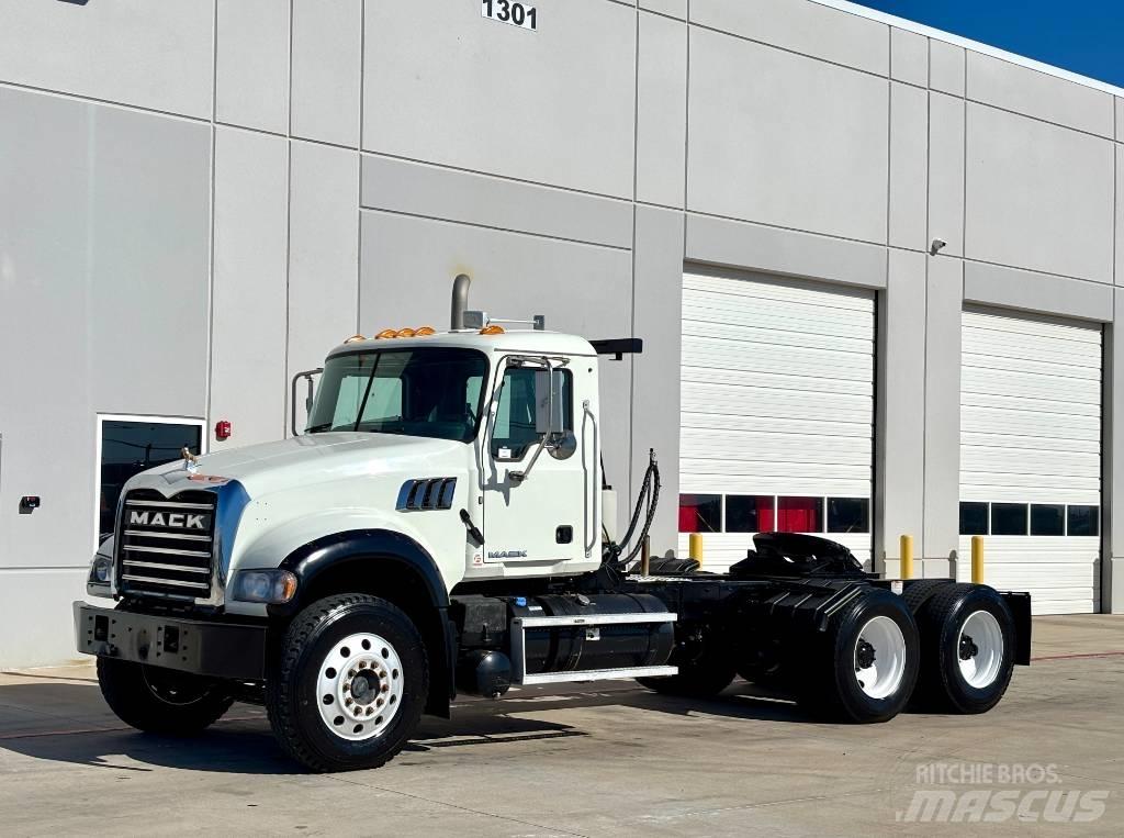 Mack Granite Traktorske jedinice