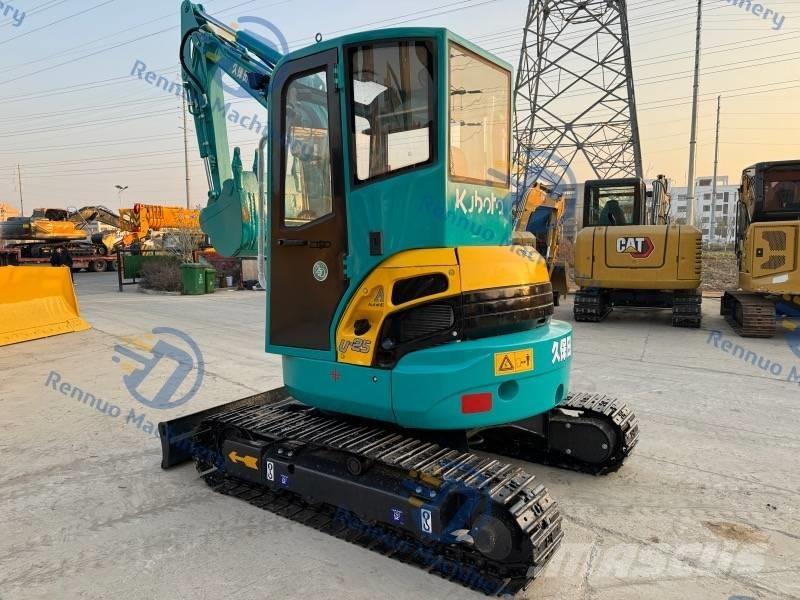 Kubota U 25 Mini bageri <7t