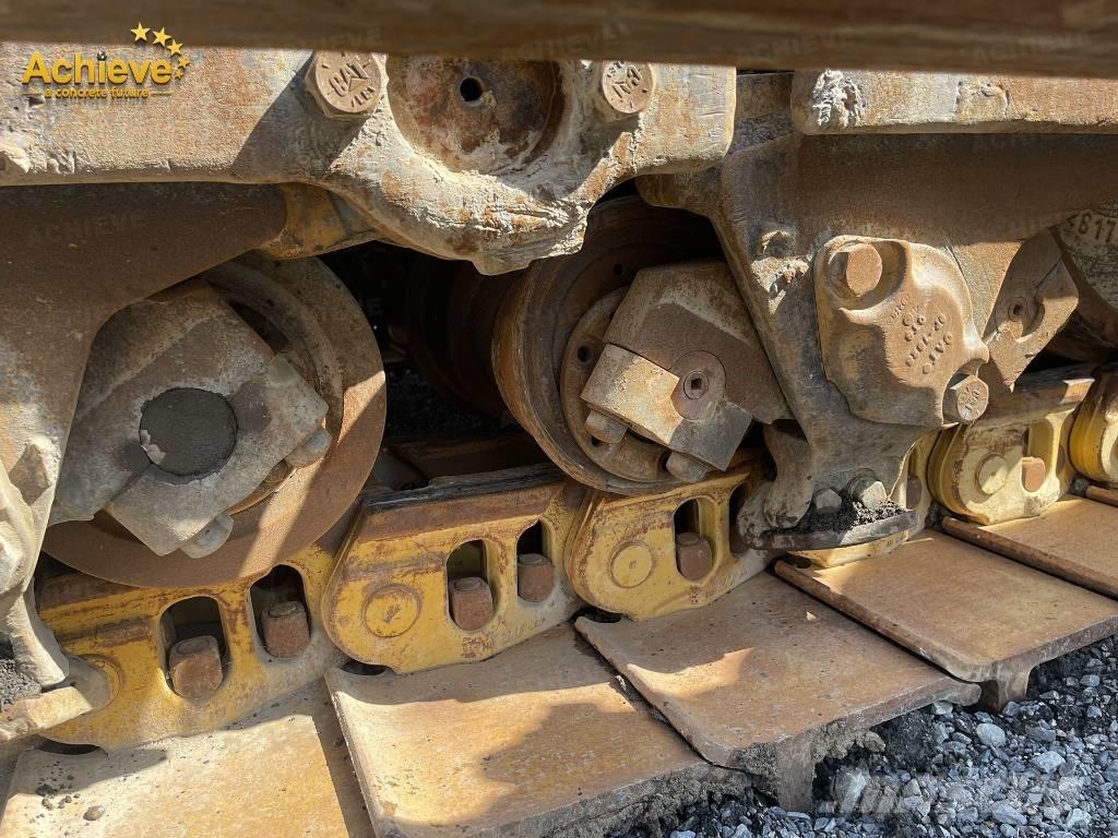CAT D 9 T Buldožeri gusjeničari
