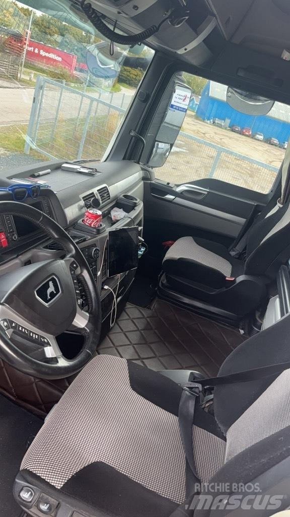 MAN TGX 35.510 Rol kiper kamioni s kukama za dizanje