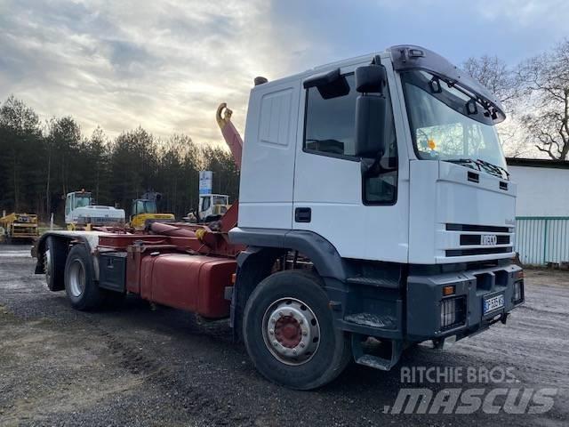 Iveco Cursor Rol kiper kamioni s kukama za dizanje
