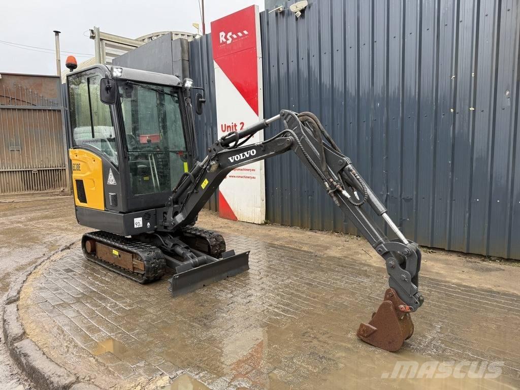 Volvo EC 18 E Mini bageri <7t