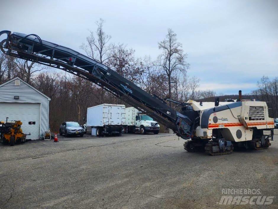 Wirtgen 120F Dodatna oprema za asfaltne strojeve