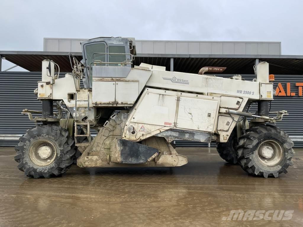 Wirtgen WR 2500S Uređaji za recikliranje asfalta
