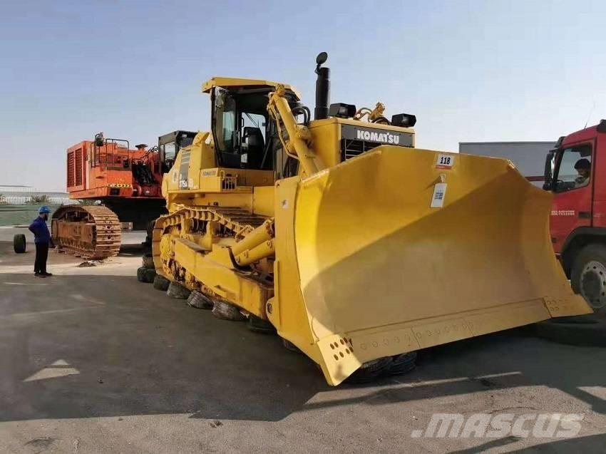 Komatsu d375a Buldožeri gusjeničari