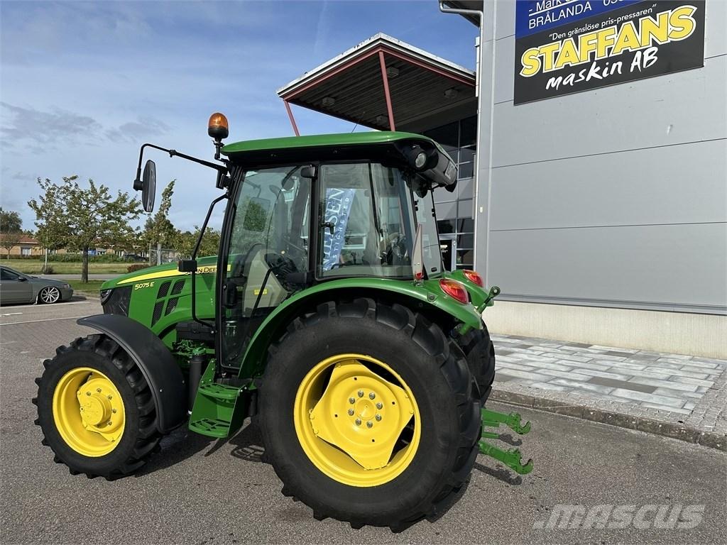 John Deere 5075 E Traktori