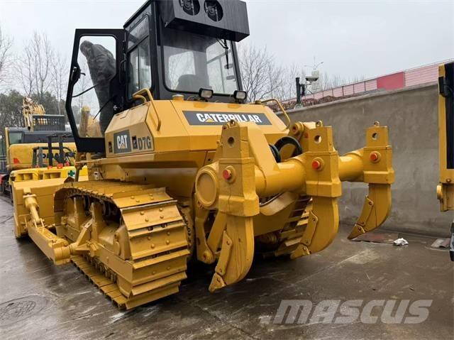 CAT D 7 G Buldožeri gusjeničari