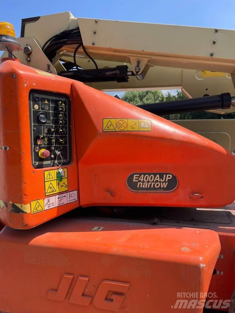 JLG E 400 AJP Zglobne podizne platforme