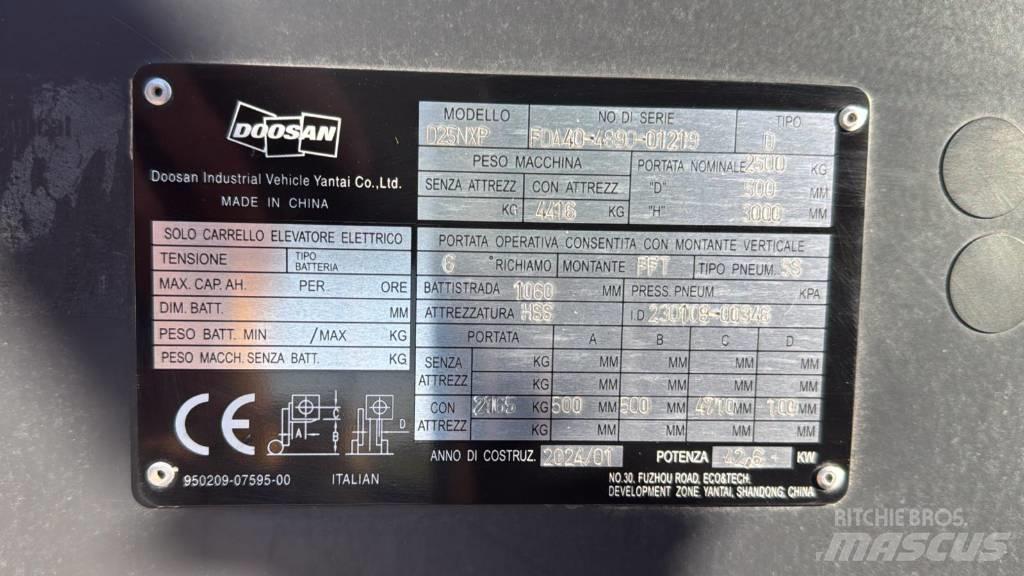 Bobcat D 25 NXP Dizelski viličari