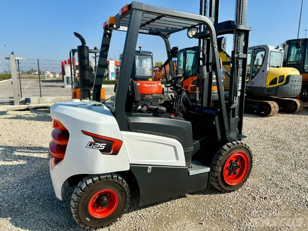 Bobcat D 25 NXP Dizelski viličari