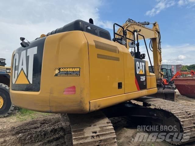 CAT 326 F L Bageri gusjeničari