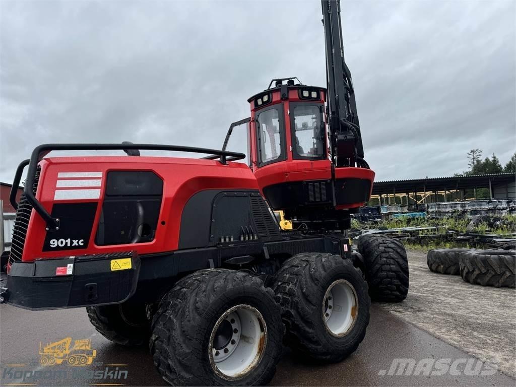 Komatsu 901XC Harversteri