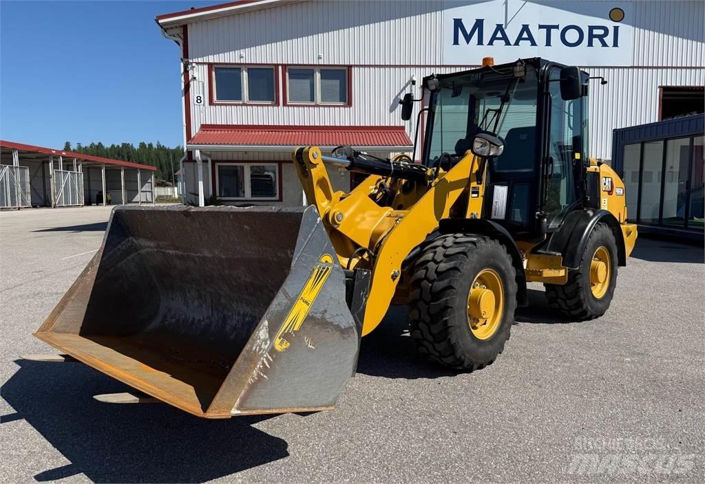 CAT 906M Utovarivači na kotačima