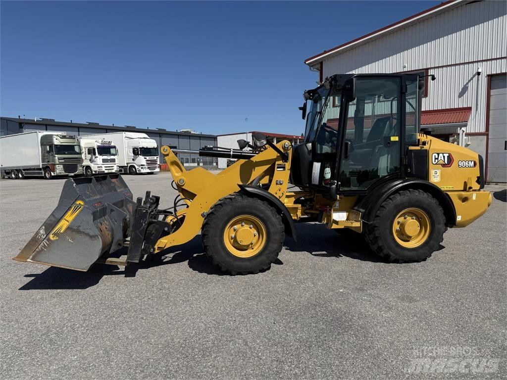 CAT 906M Utovarivači na kotačima