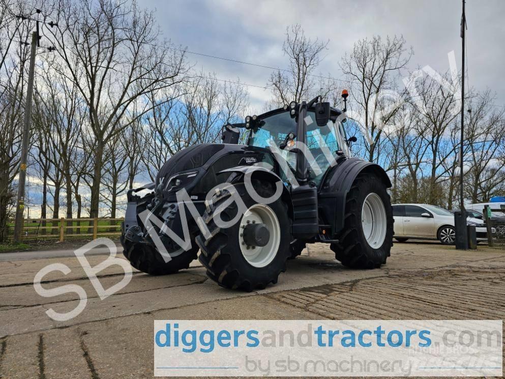 Valtra T 154 Traktori
