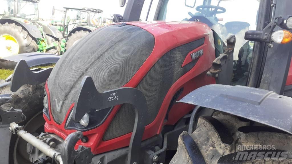 Valtra N 154 Traktori
