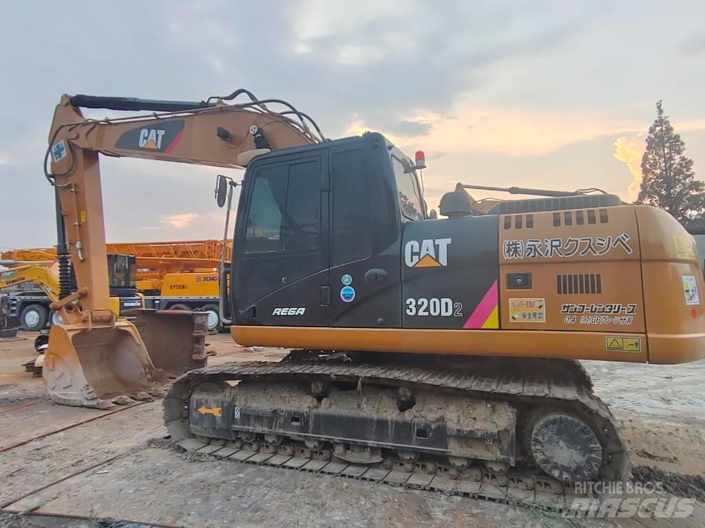 CAT CAT 320D2 Bageri gusjeničari