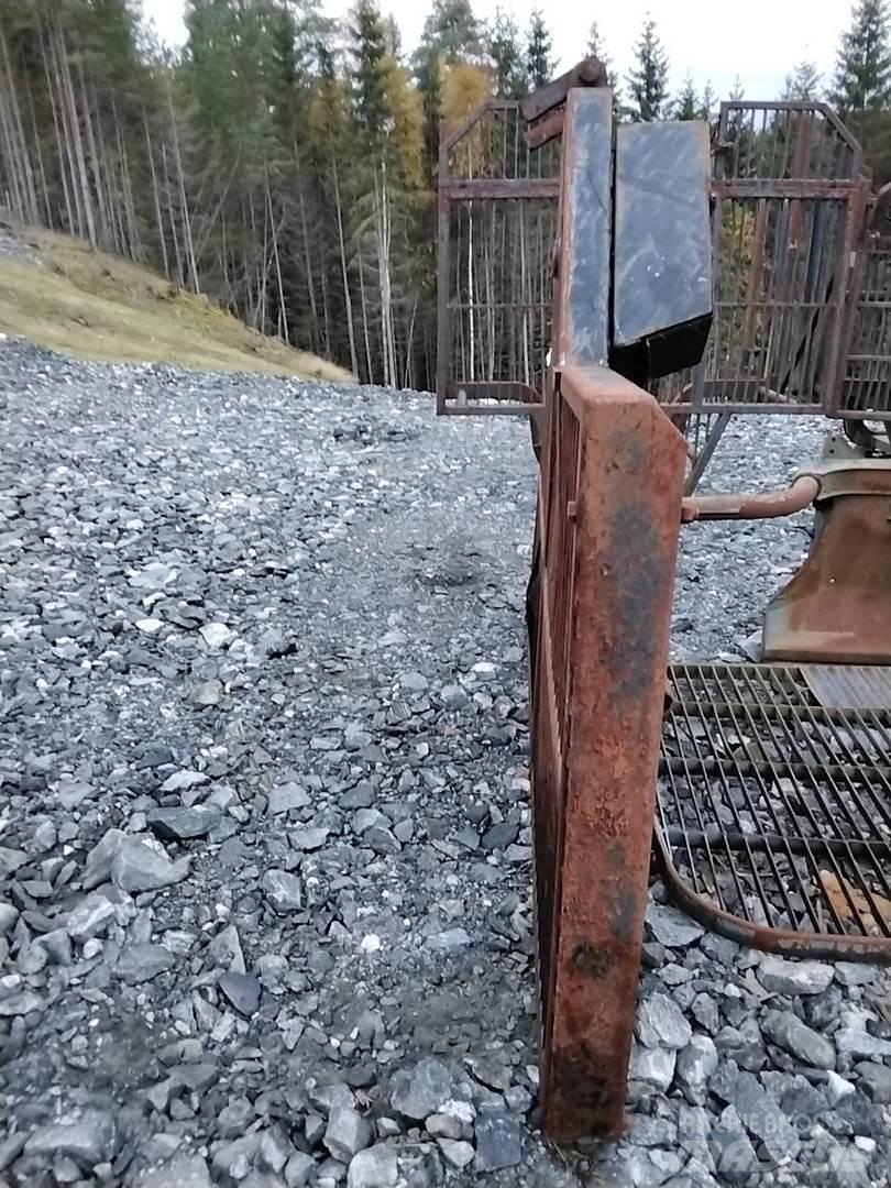 Valmet 890.1 Ostale komponente
