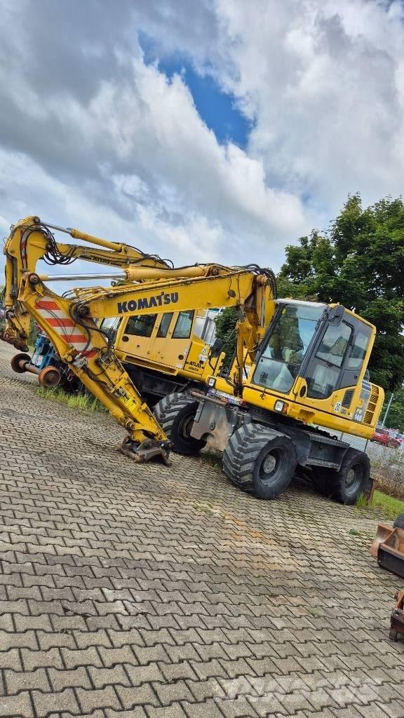 Komatsu PW148-8 Bageri na kotačima