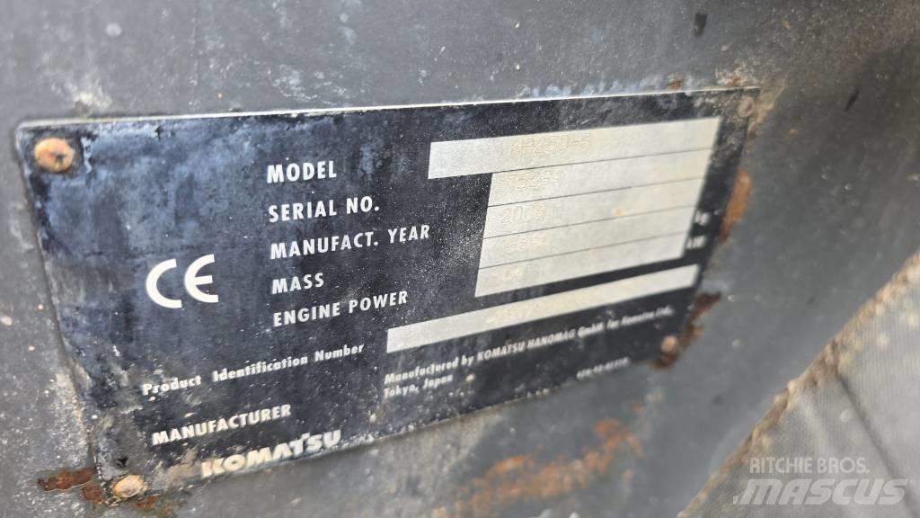 Komatsu WA 250 Utovarivači na kotačima