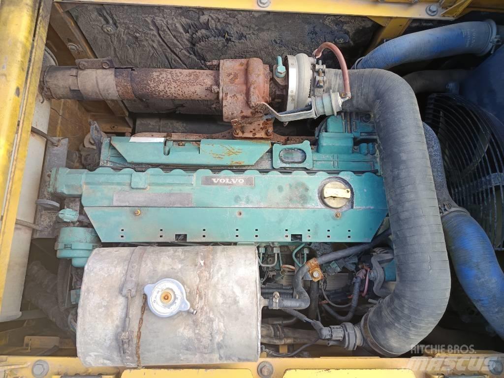 Volvo EC210B Bageri gusjeničari