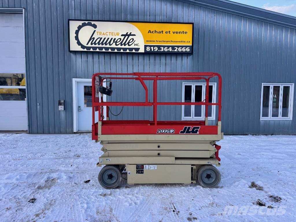 JLG 2032 E 2 Škaraste platforme