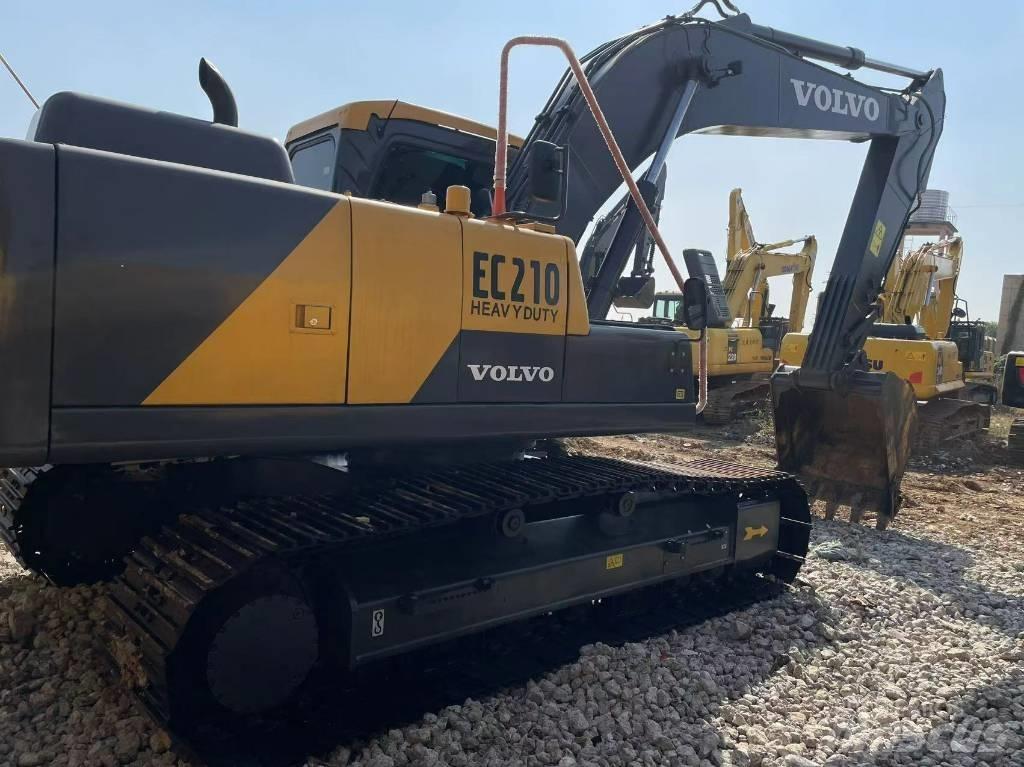 Volvo 210 Bageri gusjeničari