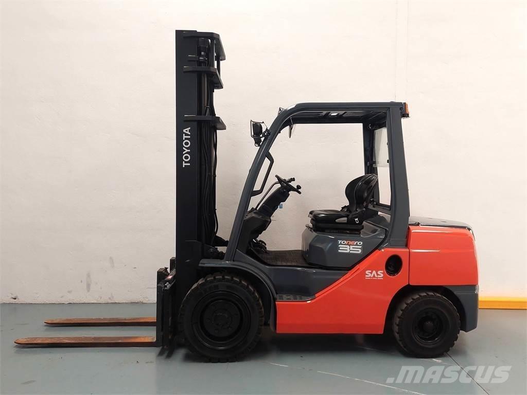 Toyota 52 8FDJF35 Dizelski viličari