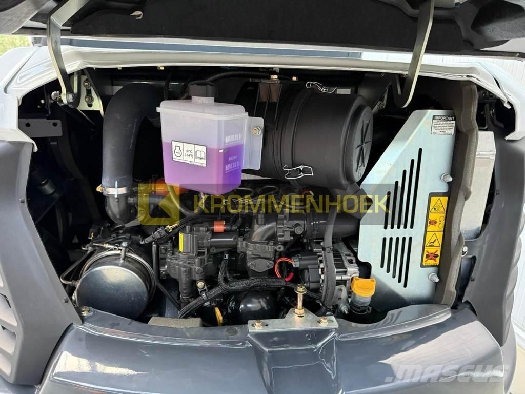 Bobcat E 50 z Mini bageri <7t